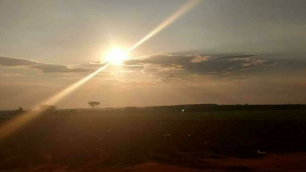Imagem de compartilhamento para o artigo Previsão do tempo para esta quarta-feira: em Costa Rica e Figueirão tem calor e possibilidade de chuva   da MS Todo dia